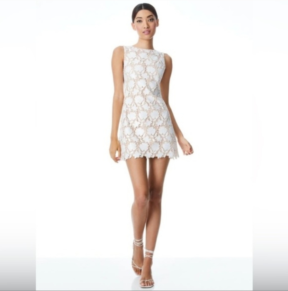 ALICE + OLIVIA  White Beige Floral Sheath Sleeveles Mini Dress